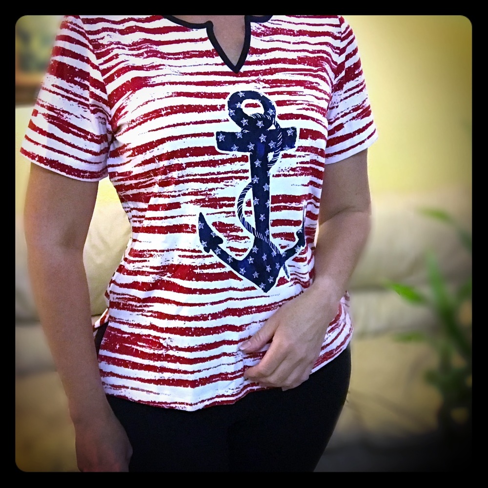 Alfred Dunner ladies shirt, red stripes. Size PS.